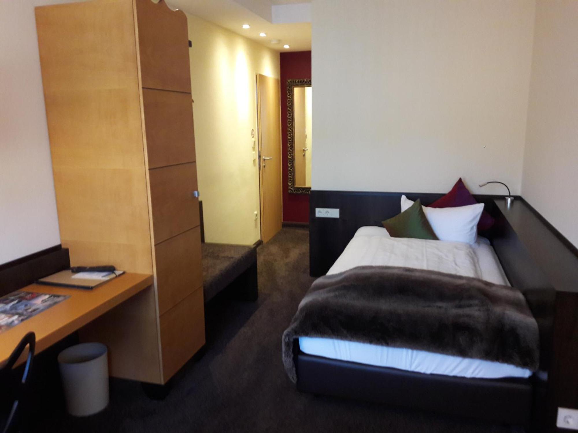 Hotel Post Μπουργκχάουζεν Εξωτερικό φωτογραφία