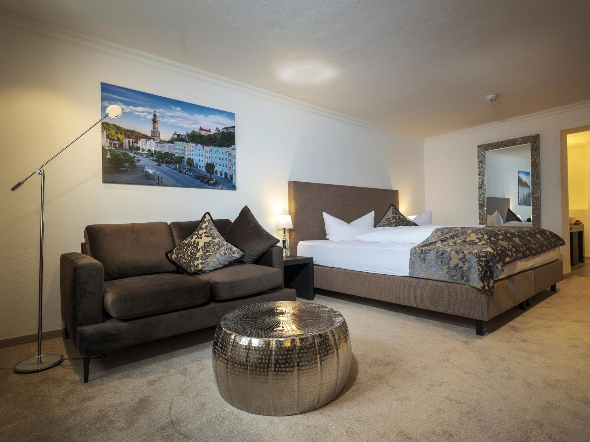 Hotel Post Μπουργκχάουζεν Εξωτερικό φωτογραφία